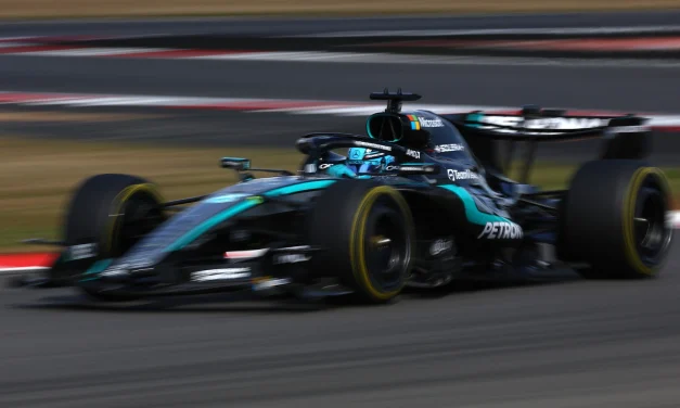 Test Pirelli a Silverstone: oltre 600 km per Russell, problemi per Sainz. Domani tocca ad Antonelli e Albon