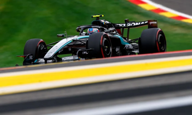 Antonelli trionfa in Belgio dopo un testa a testa con Leclerc, Verstappen completa il podio