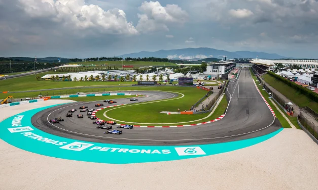 Pirelli: ufficiali le mescole per i GP di Baku, Sepang e Singapore