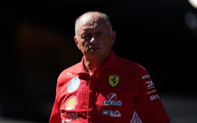 Vasseur elogia Leclerc ma svela “Dobbiamo valutare quando prendere una penalità per il motore. Baku? Può essere, andrebbe bene…”