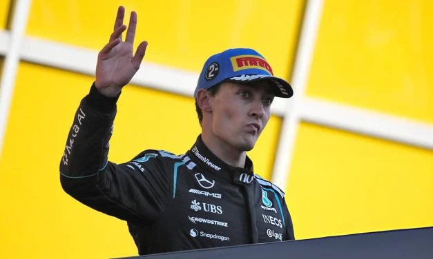 Russell: “Accetto la decisione del team di avermi tenuto fuori sotto regime di VSC. Kimi ha situazione sotto controllo per il titolo