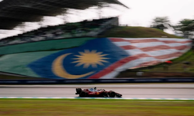 Ferrari, Leclerc analizza gli avversari a Sepang: “Red Bull in evidenza, Mercedes indecifrabile”
