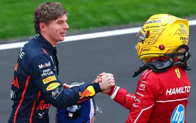 Malesia, Verstappen in pole e la Ferrari di Hamilton in prima fila davanti a Vigna