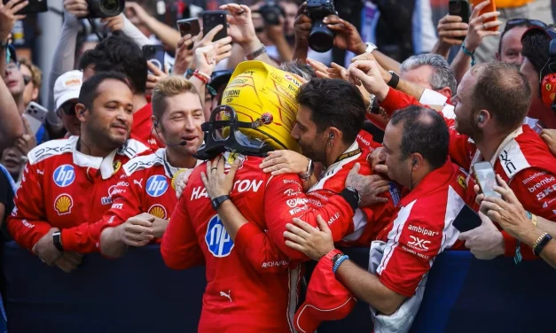 Hamilton e l’errore di Sepang: “Decisione collettiva. McLaren non ha ricevuto queste critiche”