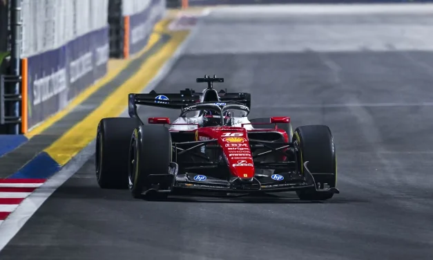 Ferrari ancora una volta sottotono con la Soft. Hamilton sbaglia strategia: “Scelta mia”