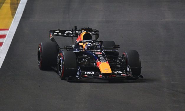 Verstappen fa sua anche Singapore! Leclerc secondo, mondiale sempre più vicino per Antonelli